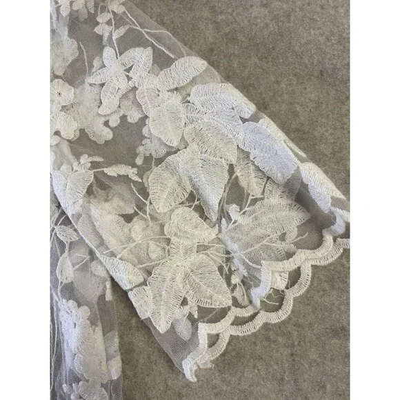 Pol Blouse Womens Small Ivory Sheer Embroidered Shirt Top Floral - Picture 5 of 13